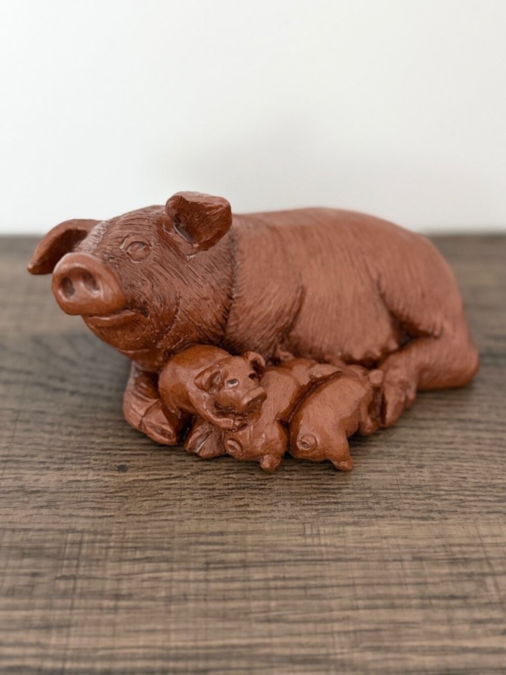 Vintage Red Mill Mfg Resting Pig Sow & Piglets Figurine Farmhouse Rustic Barn